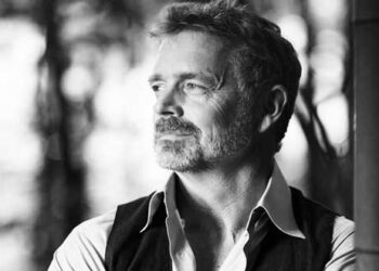 Οι μουσικές επιλογές του e-ptolemeos.gr – John Schneider – Wherever She Is (2018)