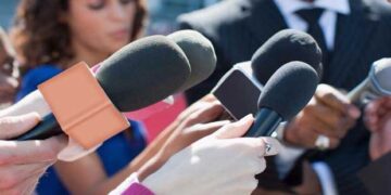 Ήλιος και φεγγάρι! – Γράφει ο Πολυχρόνης Ρουσσάκης