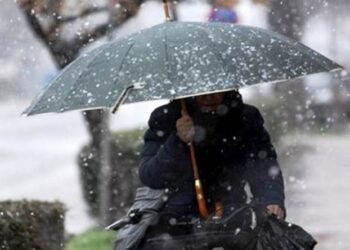 Χαλάει ο καιρός από απόψε – Έρχονται βροχές, καταιγίδες και χιόνια