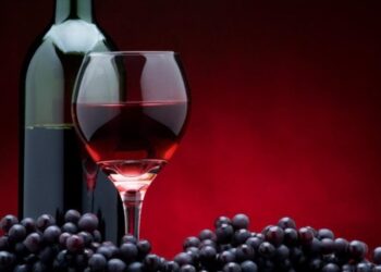 Μόνο στα λόγια η κατάργηση του ΕΦΚ οίνου, πρέπει να καταβάλλουν το φόρο τα οινοποιεία έως τις 31 Οκτωβρίου