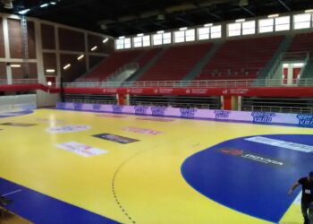 Παρακολουθήστε Live τη διακύμανση του αγώνα της εθνικής στο χαντ-μπολ