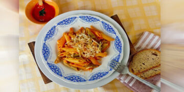 Η Συνταγή της Αρετής στο e-ptolemeos.gr ‘Πένες τρικολόρε με τόνο’ στο δημοφιλές site του διάσημου Σεφ Άκη Πετρετζίκη