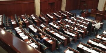 Συμφωνία των Πρεσπών: Εγκρίθηκε η συνταγματική αναθεώρηση στα Σκόπια