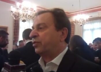 Μουμουλίδης κατά Κασαπίδη για την Ακρινή: “Λύση θα δοθεί μόνο από αυτή την κυβέρνηση…”