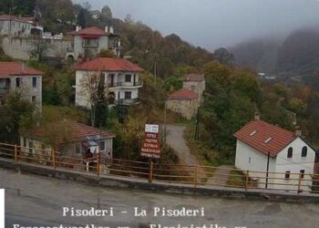 Αραιή χιονόπτωση κατά διαστήματα στο Πισοδέρι Φλώρινας