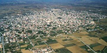 Παράταση ομηρείας για 1800 οικοπεδούχους της Πτολεμαΐδας – Κόλλησε στο Κτηματολόγιο η Πράξη Εφαρμογής Σχεδίου Επέκτασης της Πόλης