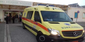 Πτολεμαΐδα: Κινδύνεψε η ζωή του γιατί το ασθενοφόρο δεν είχε αντάπτορα για να συνδεθεί το οξυγόνο!