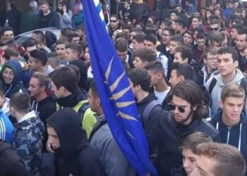 Οι μαθητικές πορείες για τη Μακεδονία – Γράφει ο Ν. Λυγερός