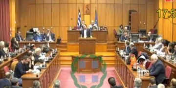 Διεκόπη το περιφερειακό συμβούλιο μετά από αντιδράσεις κατά του βουλευτή ΣΥΡΙΖΑ Μίμη Δημητριάδη