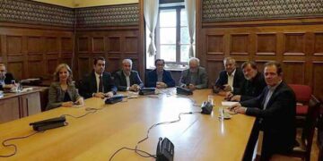 Συνάντηση για να «ξεμπλοκάρει» η συγχώνευση Πανεπιστημίου-ΤΕΙ είχαν με τον Υπ.  Παιδείας κυβερνητικοί βουλευτές της Δ Μακεδονίας – Ο Επίκαιρος καταγράφει