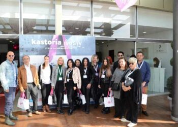 Τμήμα σχεδίου μόδας με ειδικότητα στη γούνα και το δέρμα στο ΙΕΚ Καστοριάς