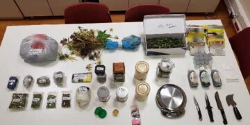 Κοζάνη: Εντοπίστηκε 52χρονος  με ακατέργαστη ποσότητα 680 γρ. ρίζες  και κορμούς  φυτών κάνναβης