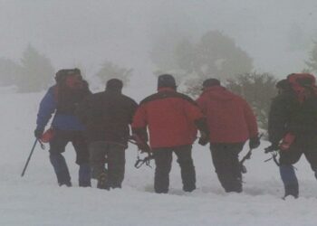 Γρεβενά: Σώοι οι τέσσερις ορειβάτες που χάθηκαν στο δάσος Φλέγκα