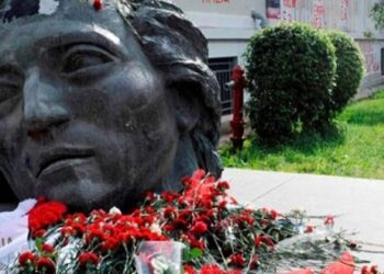 45 χρόνια μετά την επέτειο του Πολυτεχνείου καλούμαστε να αντισταθούμε σ’ εκείνους που σήμερα καταδυναστεύουν το λαό μας – Γράφει ο Βασίλειος Π. Κερμενιώτη