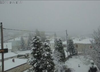 Χωρίς ρεύμα Βλάστη, Σισάνι, Νάματα – Κόπηκαν καλώδια ρεύματος από την πτώση δέντρων