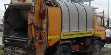 Παραλαβή τριών νέων απορριμματοφόρων στο Δήμο Εορδαίας από τον ΤΑΡ