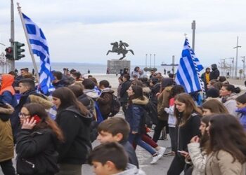 Η Μακεδονία και οι Μαθητές όρισαν το Δημοκρατικό τόξο – Γράφει ο Βαγγέλης Αθανασιάδης