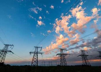 «Πόλεμος» στο opengov για τον Εθνικό Ενεργειακό Σχεδιασμό