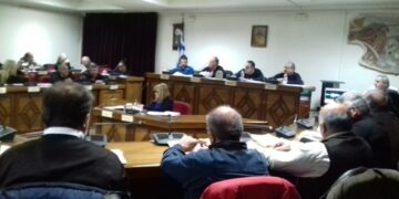 Αλγεινή εντύπωση προκάλεσε η αποχώρηση των μισών δημοτικών συμβούλων Εορδαίας – Από τα Παραπολιτικά του Παλμού 25/12/2018
