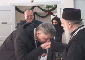 Η ευχή του Μητροπολίτη Γρεβενών στον υποψήφιο Δήμαρχο Κοζάνης Β. Σημανδράκο