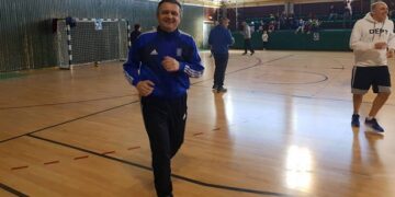 Στον αγώνα βόλεϊ του “Εθνικού” στους Παλαίμαχους και ο Γιώργος Κασαπίδης – Τραυματίστηκε και δεν αγωνίστηκε!