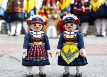 Οι Λαζαρίνες έγιναν Playmobil!