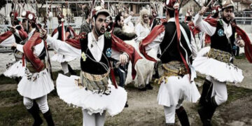 Χριστουγεννιάτικα Κοζανίτικα έθιμα στο Αεροδρόμιο της Αθήνας!