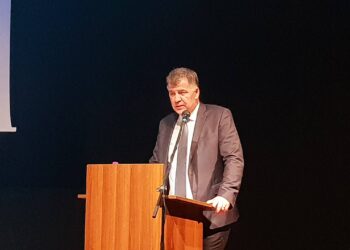 Ε. Σημανδράκος: “Στρατηγικός στόχος του προγράμματός μας η καταπολέμηση της ανεργίας”