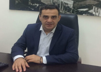 Δεν είμαστε … “κουτόφραγκοι” ούτε “ιθαγενείς”, κ. Πρόεδρε – Γράφει ο Γιώργος Τοπαλίδης