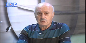 Έξαλλοι με τις δηλώσεις του προέδρου της ΔΕΗ στην Ακρινή – «Ο κύριος Παναγιωτάκης ανήκει στην πολιτική αλητεία που εμπαίζει ένα χωριό» – λέει ο Χ. Σισμανίδης στο Top Channel – Σφοδρή κριτική στην κυβέρνηση και αποκαλύψεις για τη στάση Καρυπίδη – Βίντεο