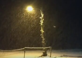 Χιονόπτωση αργά το βράδυ του Σαββάτου στη Βασιλίτσα (video)