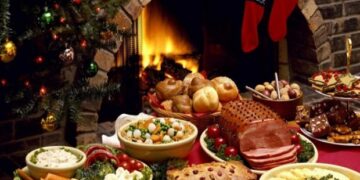 Χριστούγεννα στην Ελλάδα: Άγνωστα ήθη & έθιμα σε όλη τη χώρα