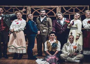 H παράσταση «Οι Ηλίθιοι» για 2 τριήμερα ξανά στην Πτολεμαΐδα