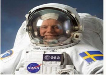 Ένωση Ελλήνων Φυσικών: Ένας Αστροναύτης προσεδαφίζεται στο 17ο Πανελλήνιο Συνέδριο Φυσικής