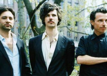 Η Μουσική Γωνιά του Μίλτου Ηλιάδη στο e-ptolemeos.gr – Devastations ~ The Night I Couldn’t Stop Crying