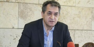 Περιοδεία του βουλευτή του ΚΚΕ Γιάννη Δελή στην Κοζάνη, την Παρασκευή