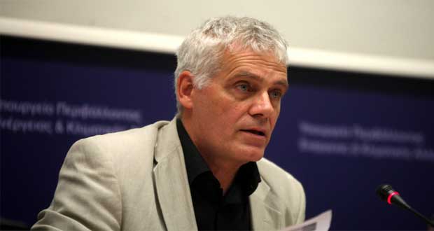 «Μπουρλότο» στην κυβέρνηση: Καταψηφίζουν τις κυρώσεις για εκχώρηση υδρογονανθράκων Τσιρώνης-Δημαράς