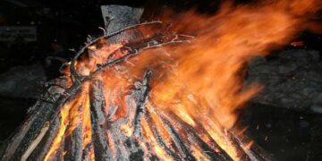 Αναβολή του εθίμου της “Κλαδαριάς” λόγω κακοκαιρίας, στην Πτολεμαΐδα