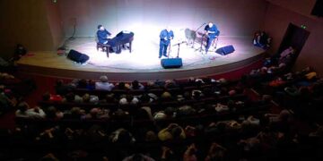 Με επιτυχία συνεχίστηκε η 6η μέρα του 2ου φεστιβάλ «Η πόλη γιορτάΖΕΙ» – Δείτε βίντεο