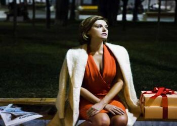 Και δεύτερη έκτακτη παράσταση για το θεατρικό έργο “Επάγγελμα πόρνη”