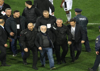 Δίωξη κατά Σαββίδη και ΠΑΟΚ από τον ποδοσφαιρικό εισαγγελέα