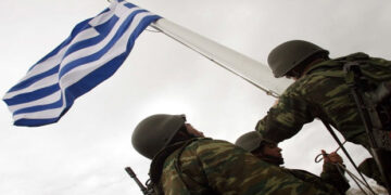 Ανοιχτή επιστολή στους “εν τω καφενέ Ελληναράδες” – Γράφει ο Πολυχρόνης Ρουσσάκης