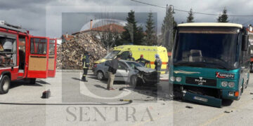 Τροχαίο ατύχημα στο Άργος Ορεστικό (Φωτογραφίες)