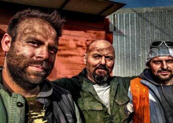 Πωλείται η ΔΕΗ – Γράφει η Θεοπίστη Κρυσταλλίδου