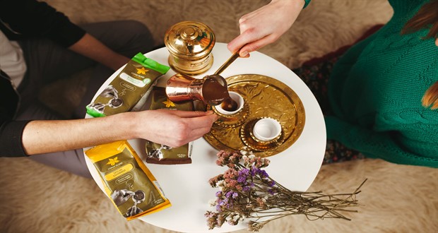 Δωρεάν γευστική δοκιμή φρεσκοκαβουρδισμένου ελληνικού καφέ στο “Coffee Island” στην Πτολεμαΐδα