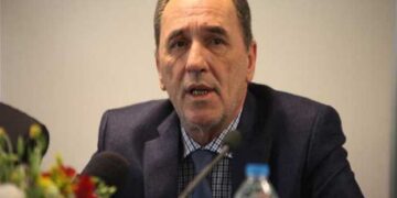 Πανηγυρίζει ο Σταθάκης: Δεν πουλάμε τις καλύτερες μονάδες της ΔΕΗ