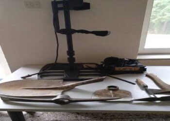 Φλώρινα: Σύλληψη δύο ατόμων για παράνομη κατοχή ανιχνευτών μετάλλων & σκαπτικών εργαλείων