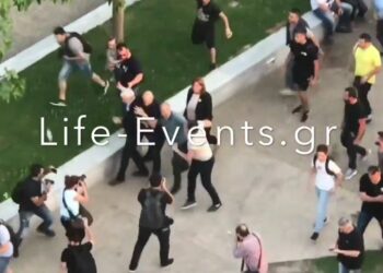 Άγρια επίθεση από δεκάδες άτομα στον Γιάννη Μπουτάρη (ΒΙΝΤΕΟ)