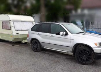 Φλώρινα: Μετέφερε σε τροχόσπιτο παράνομα μετανάστες