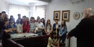 Μαθητές από την Πτολεμαΐδα επισκέφτηκαν το Γηροκομείο Φλώρινας (Φωτογραφίες)